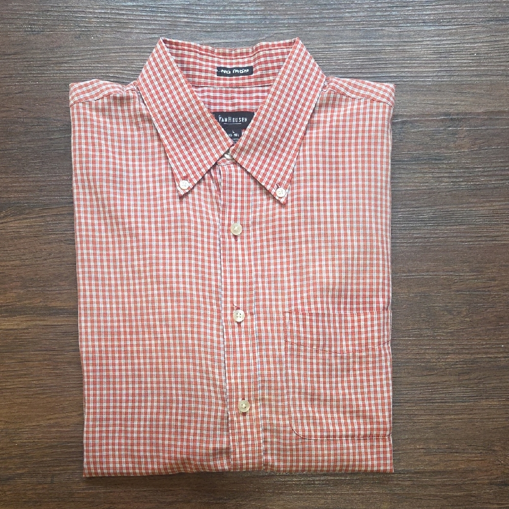 Van Heusen Men's Red Gingham Button-Down Shirt